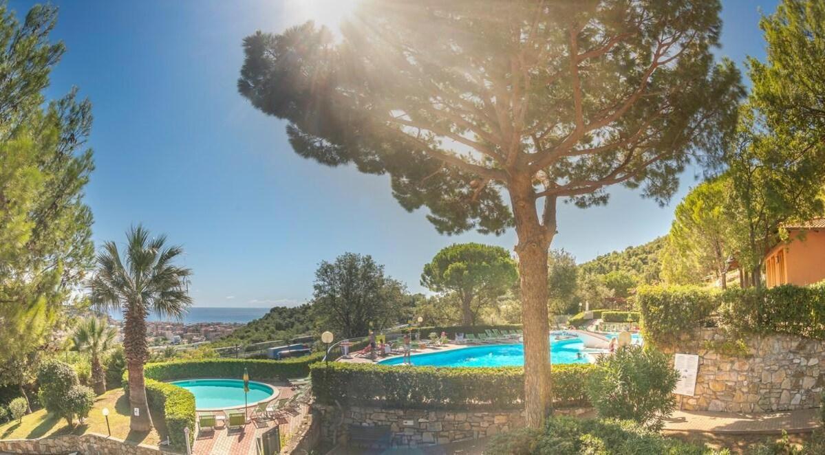 Villino Garden & Pool 호텔 Marina dʼMarina dʼAndora 외부 사진